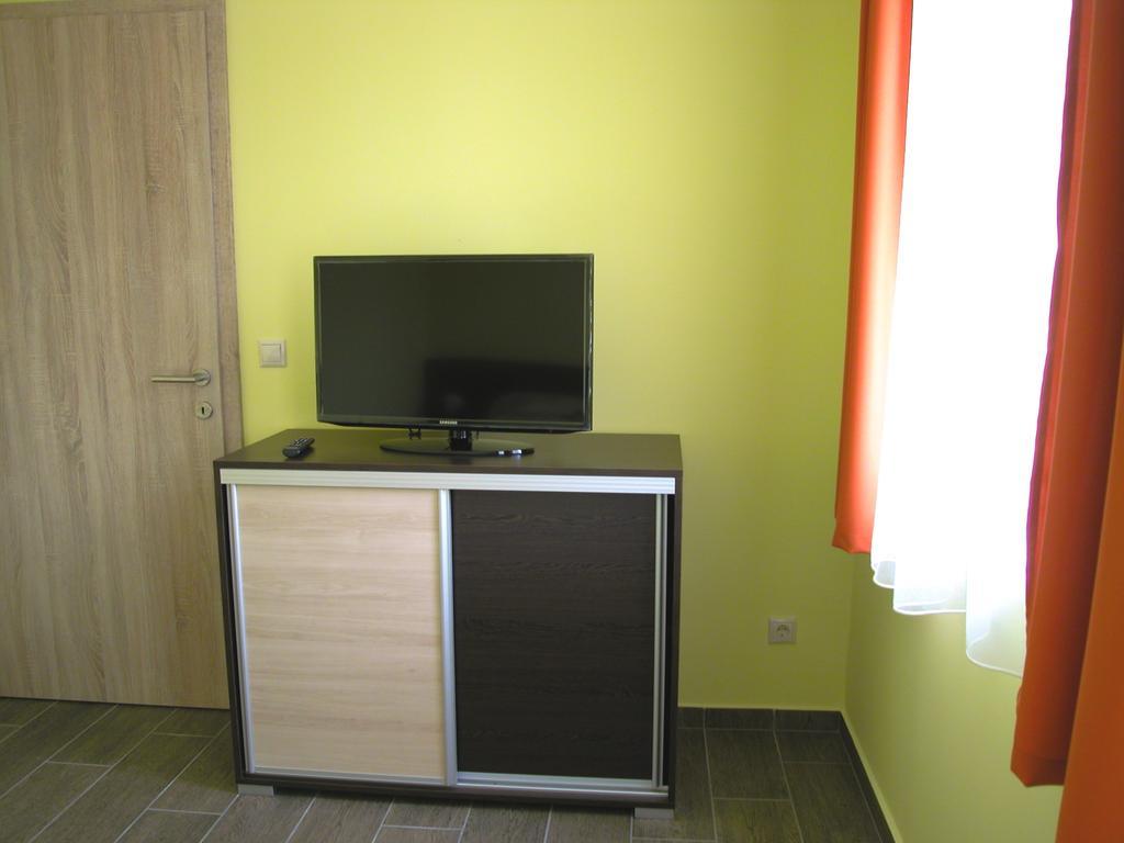Labas-Haz Apartman Sárvár الغرفة الصورة